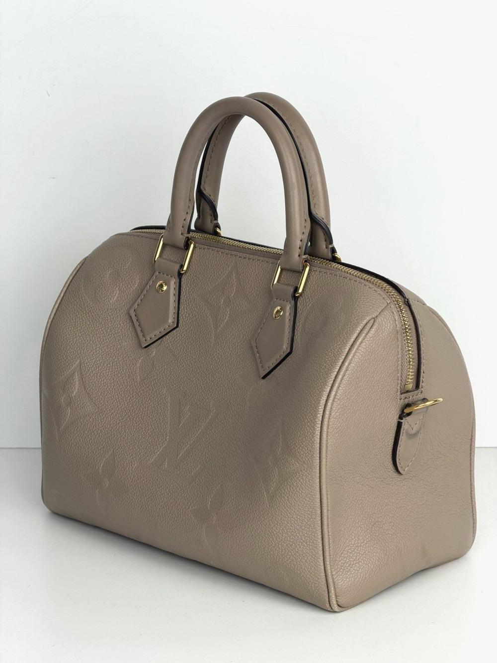 Louis Vuitton Speedy Bandouliere 25 Bag in Tourterelle Monogram Leather NFC C3
